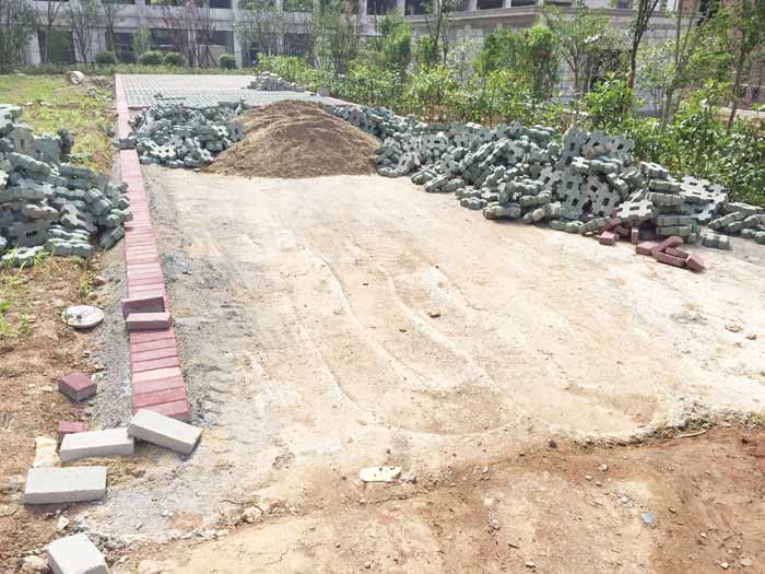 信陽(yáng)市河源二號(hào)公館停車位